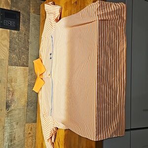 Underarmor mens polo size XL